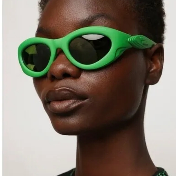 NEW BOTTEGA VENETA UNISEX GREEN BB1162S 002 SUNGLASSES - Picture 4 of 6